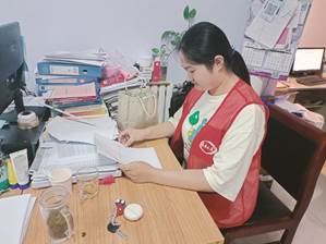 志愿服务照片2